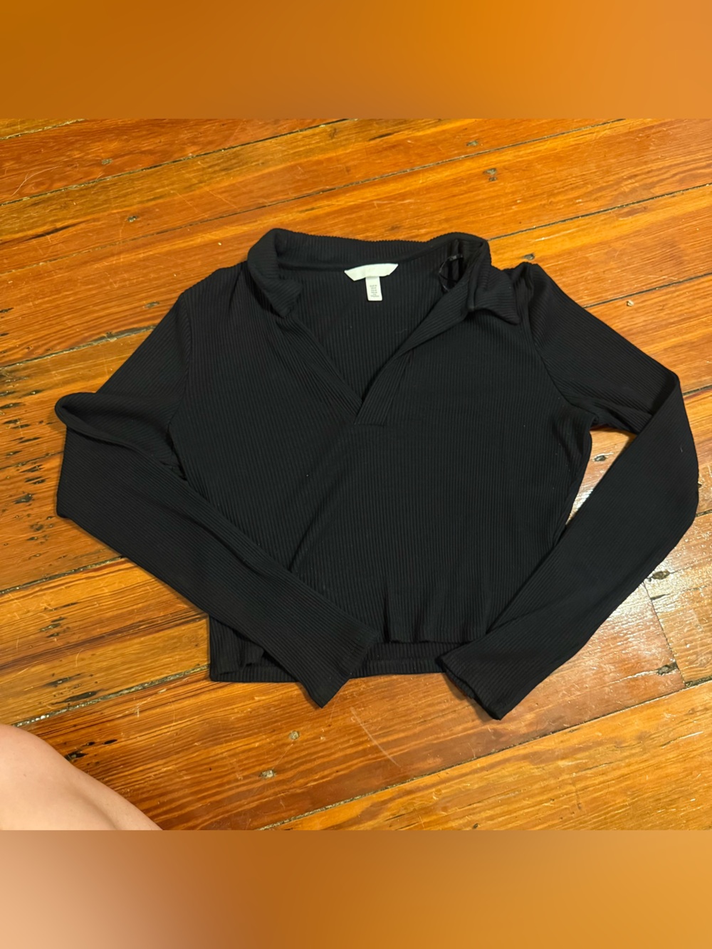 H&M Black Ribbed Cropped Long Sleeve Top 🖤